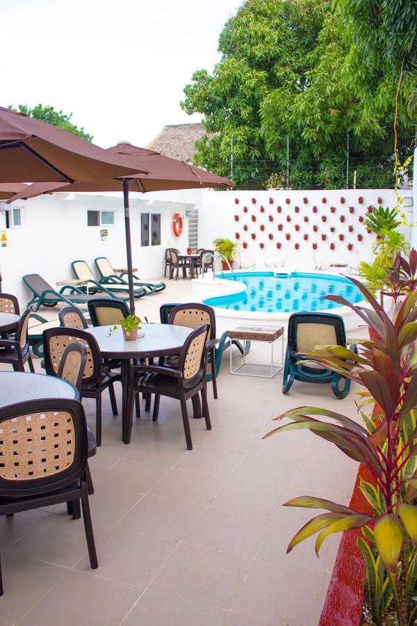 Moloch Hostel & Suites Κανκούν Εξωτερικό φωτογραφία